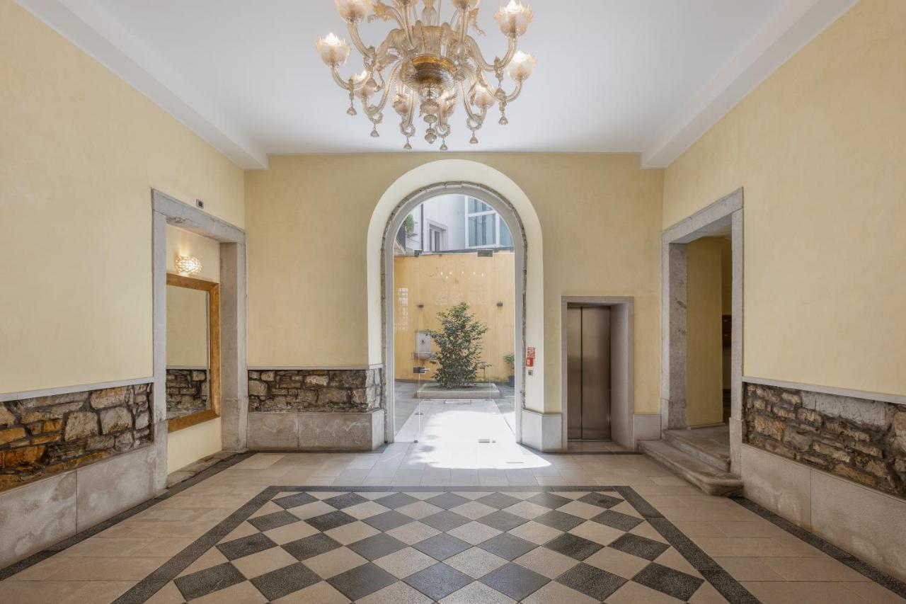 Suite Saba, Stile E Parcheggio In Centro A Triest Zewnętrze zdjęcie