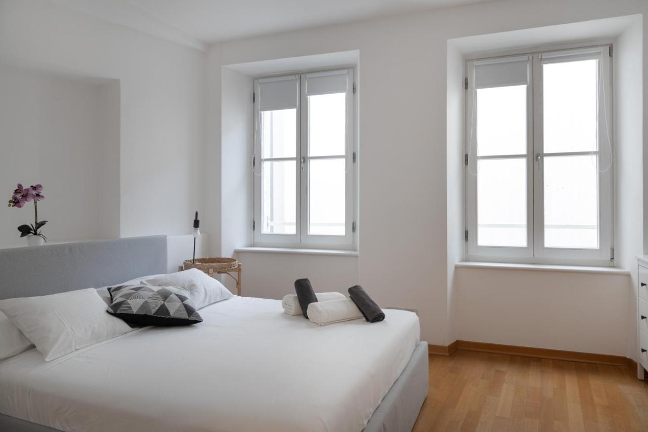 Suite Saba, Stile E Parcheggio In Centro A Triest Zewnętrze zdjęcie